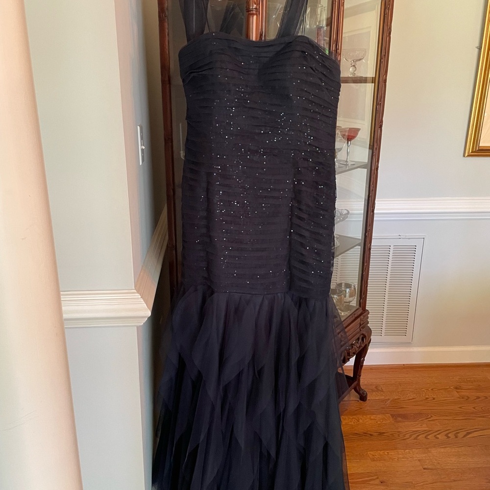 Teri Jon evening gown. Navy blue size 14. Worn once